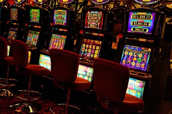 Bikini Paradise slot game interface on gebyar 123